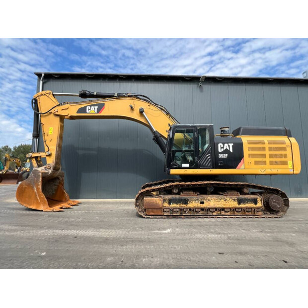 2017 Caterpillar 352F-49072683