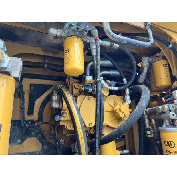2017 Caterpillar 352F-49072699