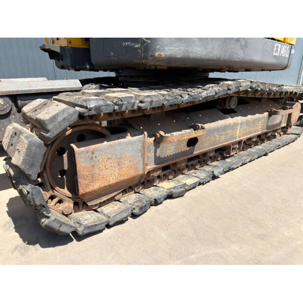 2010 فولفو ECR145CL-49073052