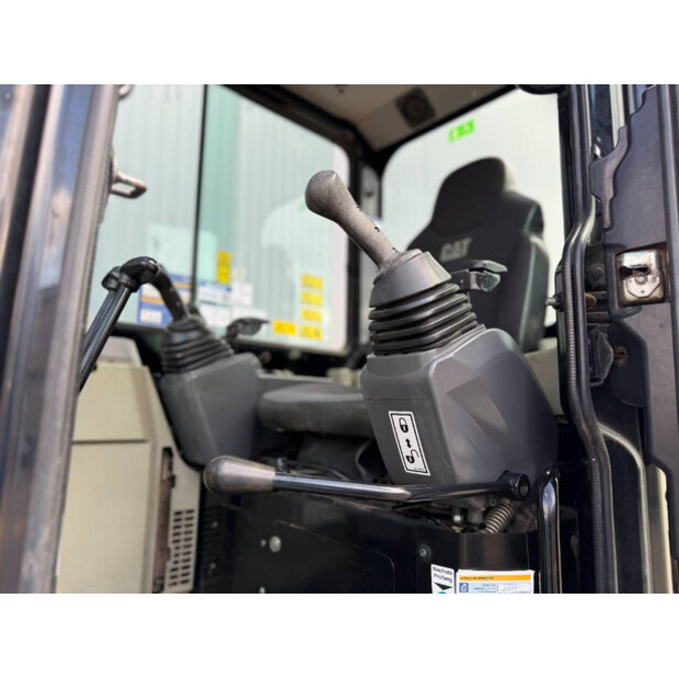 2018 كاتربيلر 303.5E CR-49073130