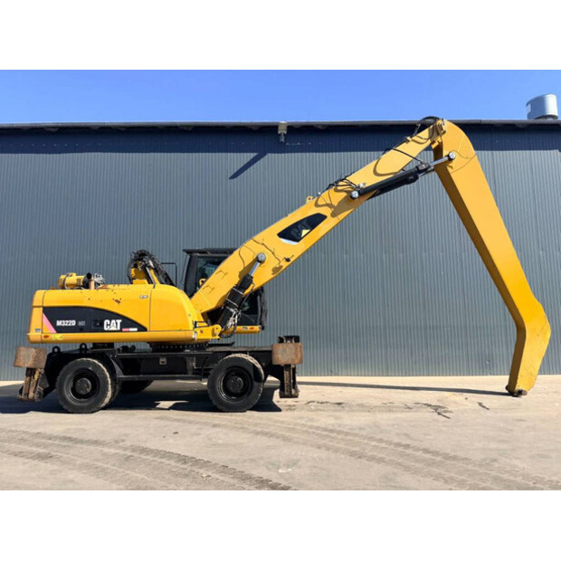 2011 Caterpillar M322D MH-49073822