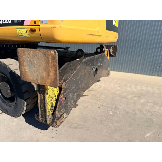2011 Caterpillar M322D MH-49073828