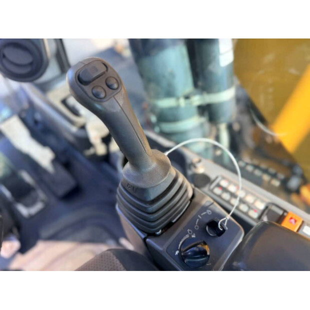 2011 Caterpillar M322D MH-49073842