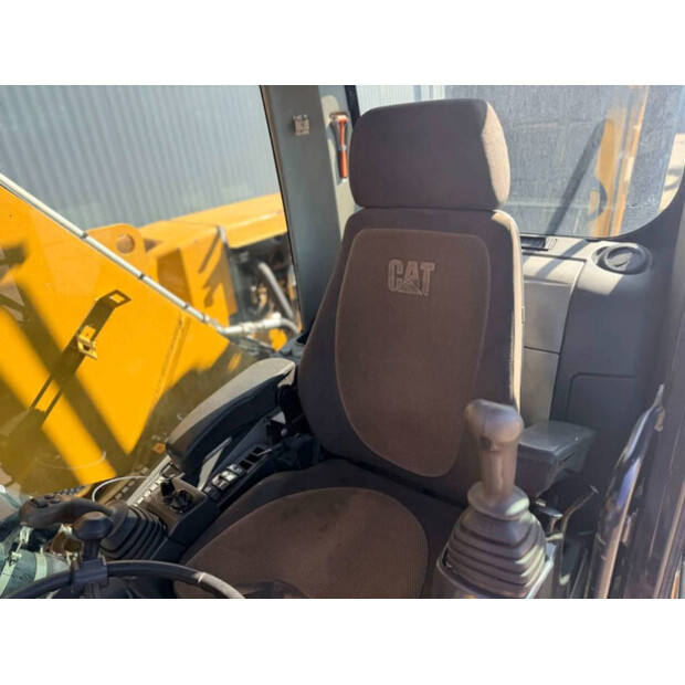 2011 Caterpillar M322D MH-49073843