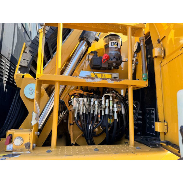 2011 Caterpillar M322D MH-49073846