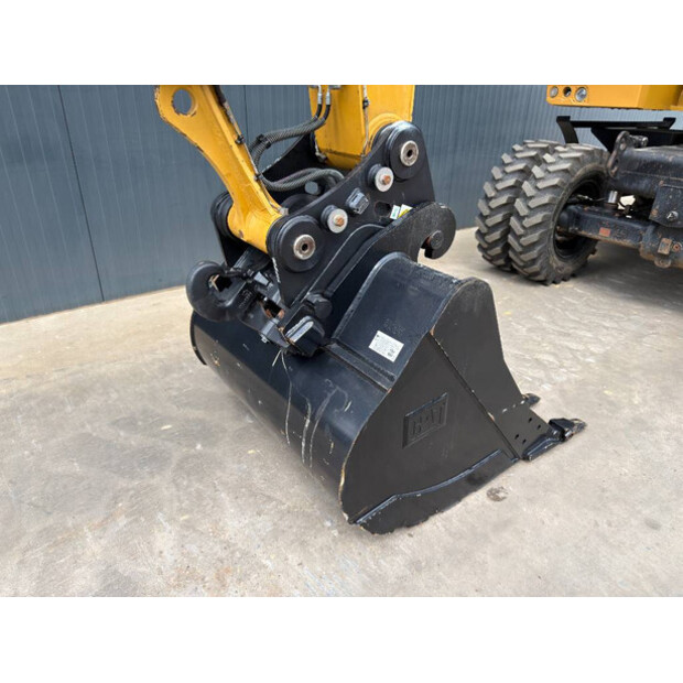 2015 Caterpillar M318F-49073866