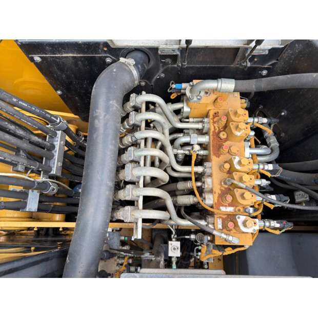 2015 Caterpillar M318F-49073883