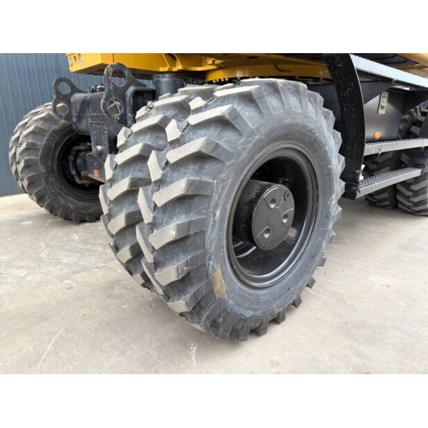 2015 Caterpillar M318F-49073884
