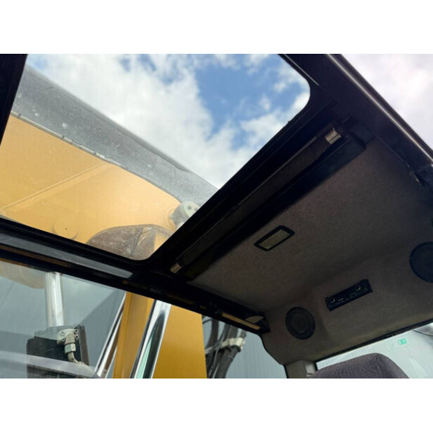 2015 Caterpillar M318F-49073889
