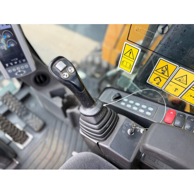 2015 Caterpillar M318F-49073893