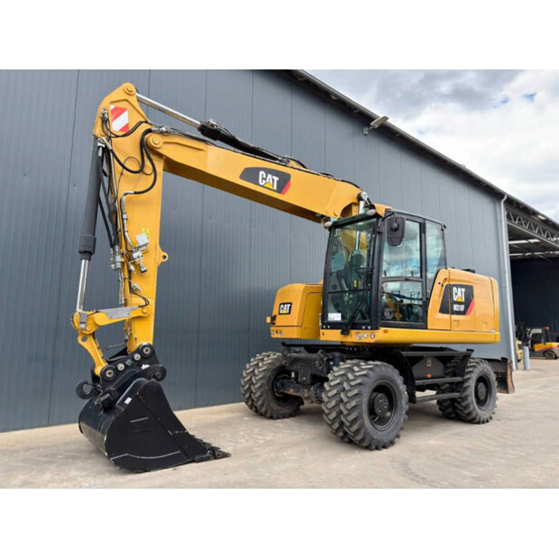 2015 Caterpillar M318F-49073902