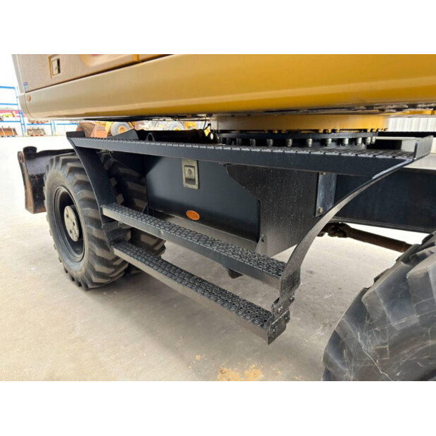 2015 Caterpillar M318F-49073918