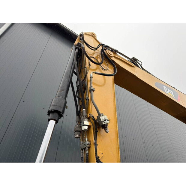 2015 Caterpillar M318F-49073958