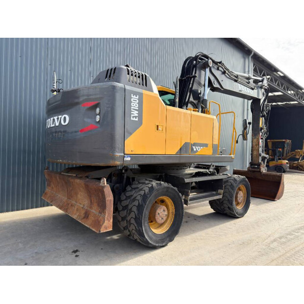 2015 Volvo EW180E-49074210