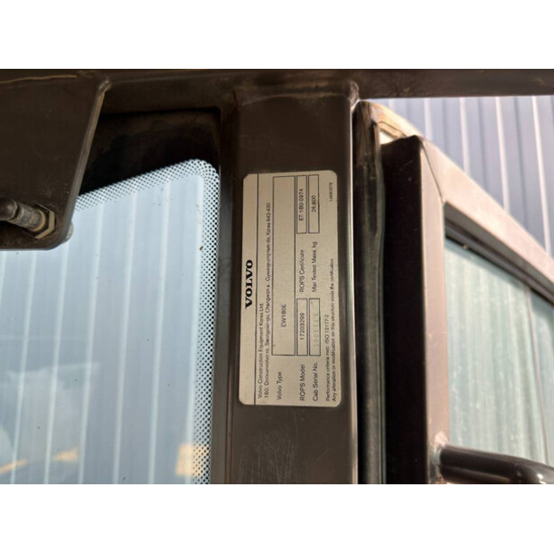 2015 Volvo EW180E-49074211