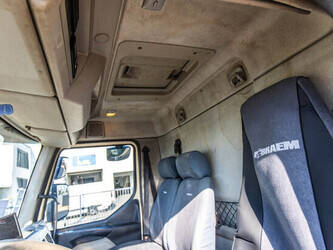 2011-volvo-fl-250-49076947