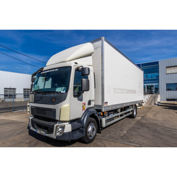 2015 Volvo FL 250-49076954