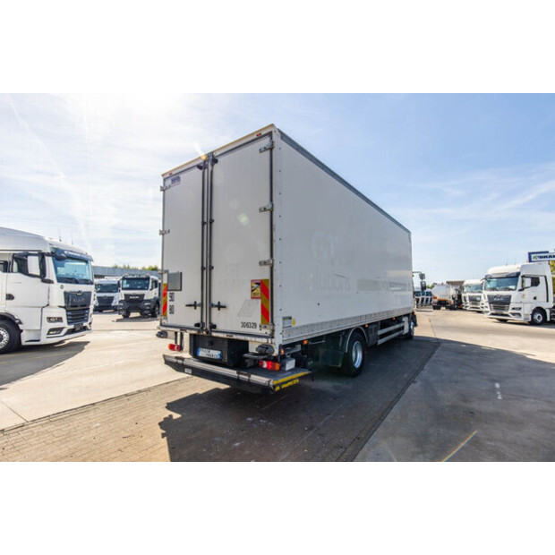 2015 Volvo FL 250-49076957