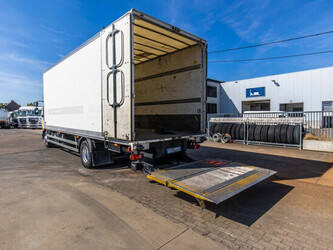 2015-volvo-fl-250-1487326-49076962