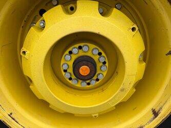 2020-john-deere-1487365-49077842