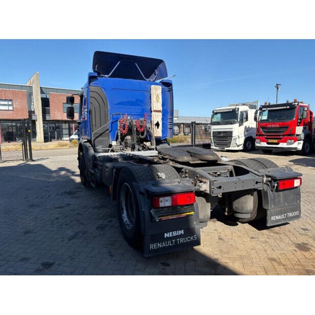 2017 رينو D-49079700
