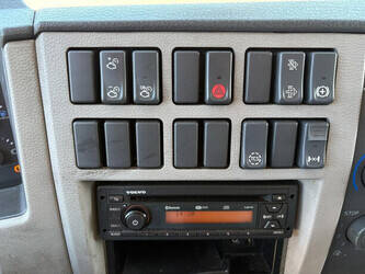 2015-volvo-fl-1487434-49079737