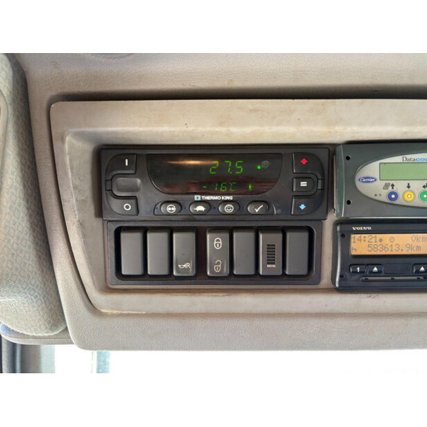 2015 Volvo FL-49079742