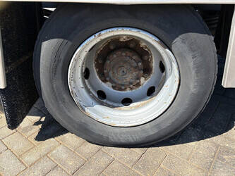 2015-volvo-fl-1487434-49079747