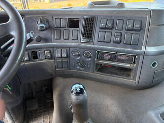 2005-volvo-fm12-1487435-49079772
