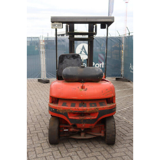 Linde H15D-49080505