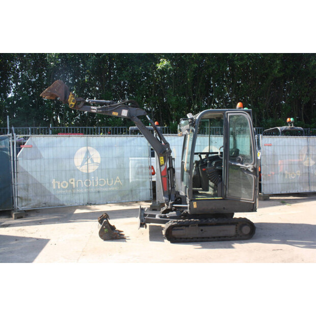 2020 فولفو EC18E-49080684