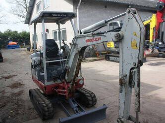 2013-takeuchi-tb016-1487462-49080706