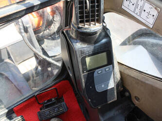 2013-hitachi-zx60u-49080855