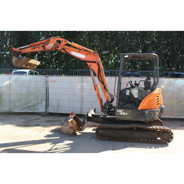 2017 Doosan DX35Z-49081185