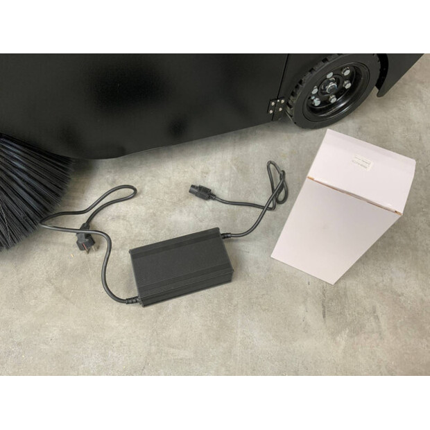 2025 كريمر KRYZS4 Zit-49081933
