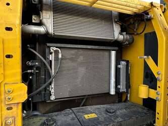 komatsu-pc210lc-11-1487523-49081996