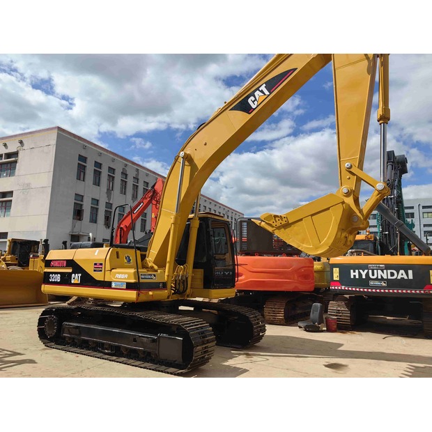 2024 كاتربيلر 320B-49082025