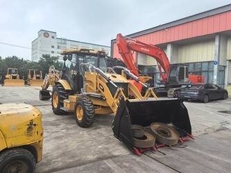 Image for 2023 Caterpillar 420F