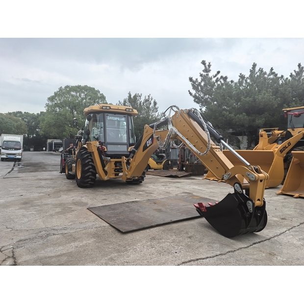 2023 Caterpillar 420F-49082095