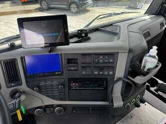 volvo-fm-1487536-49082156