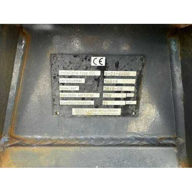 فولفو FM-49082160