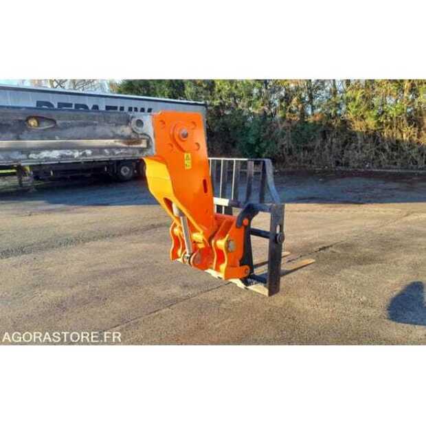 JLG 3513-49082228