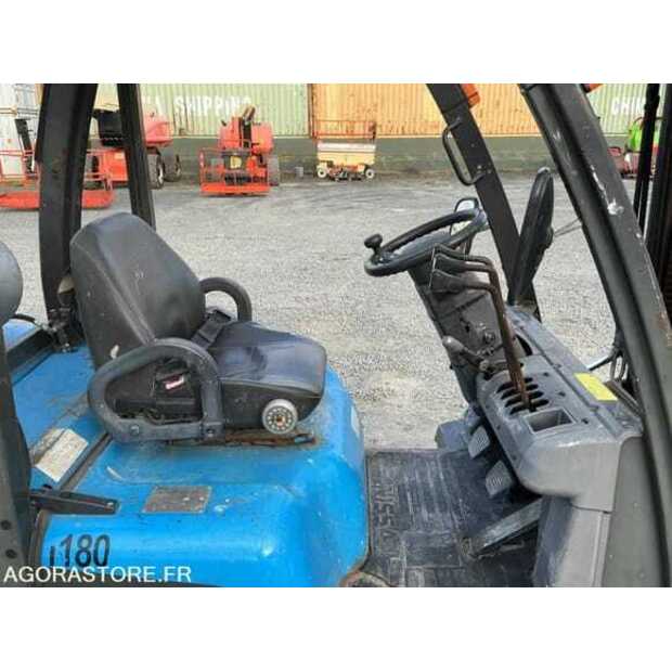 NISSAN UD02A25PQ - 3F550-49082445