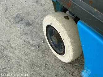 nissan-ud02a25pq-3f550-1487559-49082452