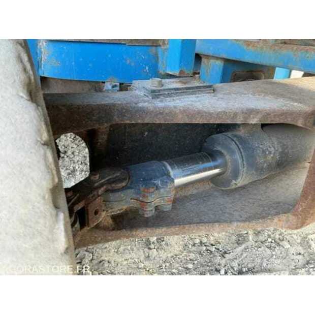 NISSAN UD02A25PQ - 3F550-49082453