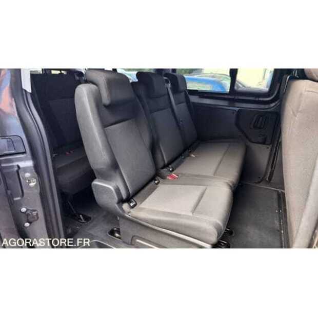 2021 Peugeot Expert-49082468