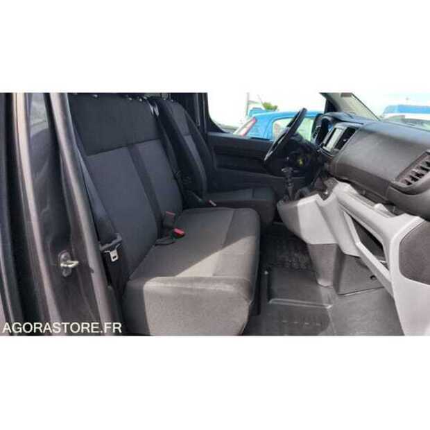 2021 Peugeot Expert-49082496