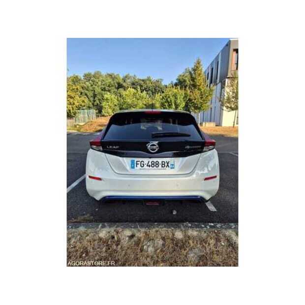 2019 NISSAN LEAF-49082537