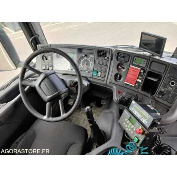 2002 سكانيا 114-49082627