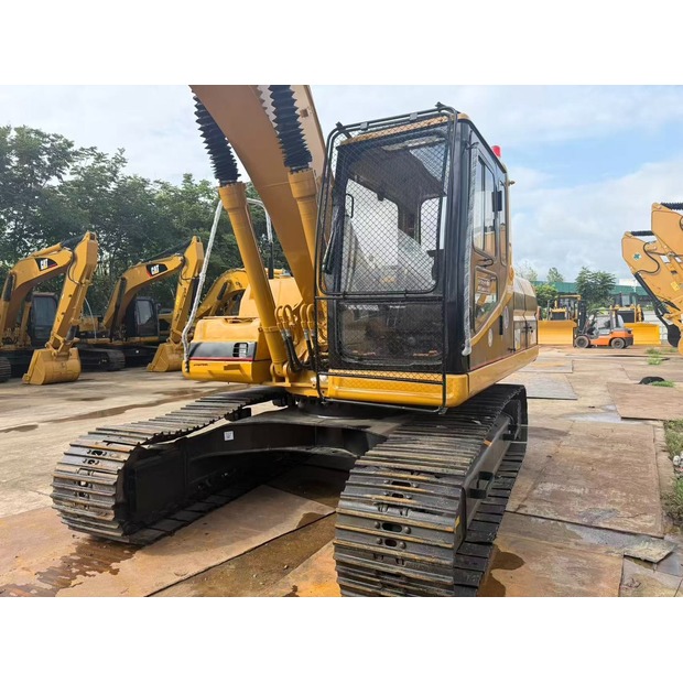 2017 كاتربيلر 320BL-49086589